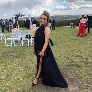 Meet your Posher, Zoe